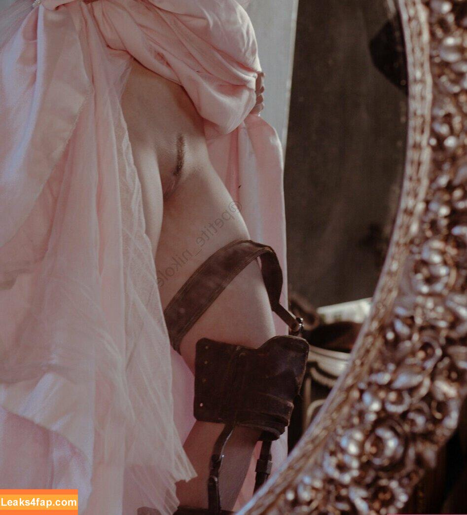 Nicole Vachevski / petitenikole leaked photo photo #0019