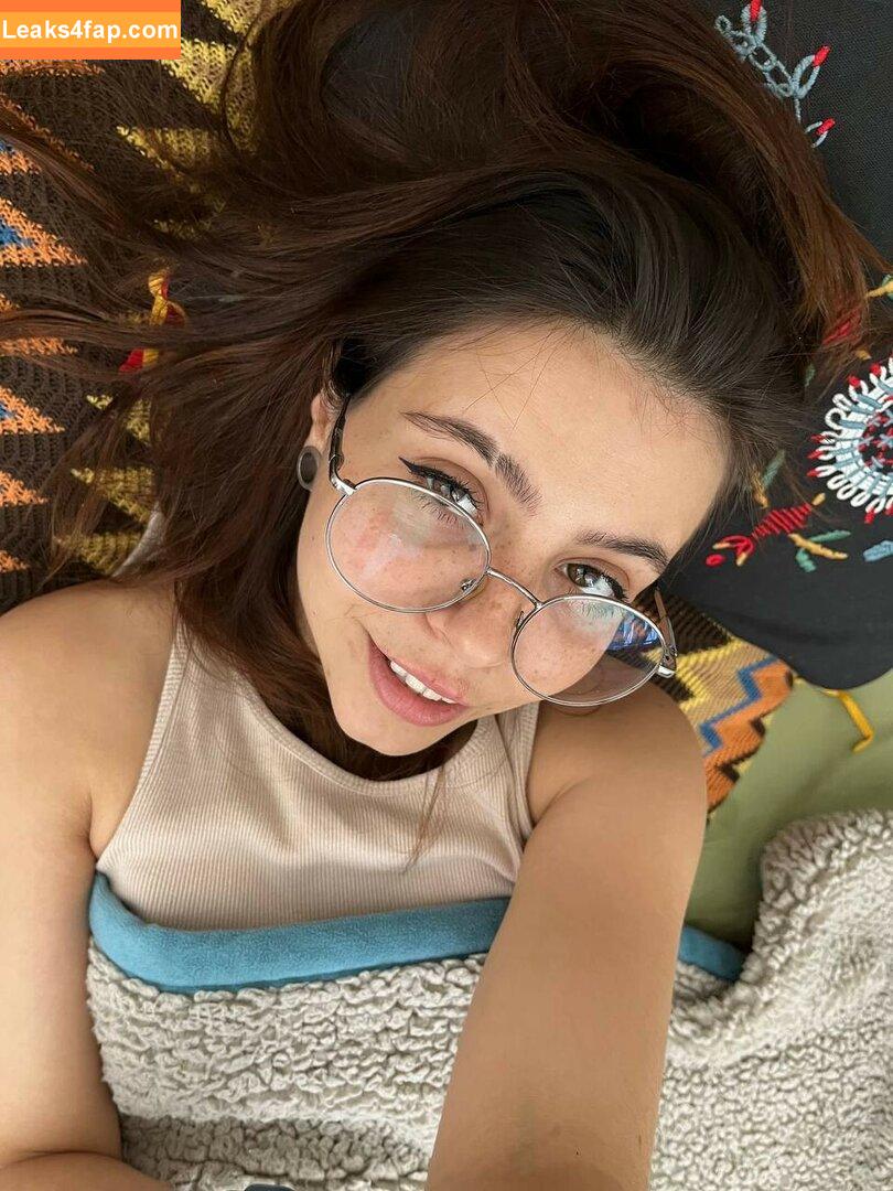 Nicole Vachevski / petitenikole leaked photo photo #0031