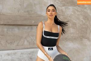 Nicole Williams Justtnic photo #0001