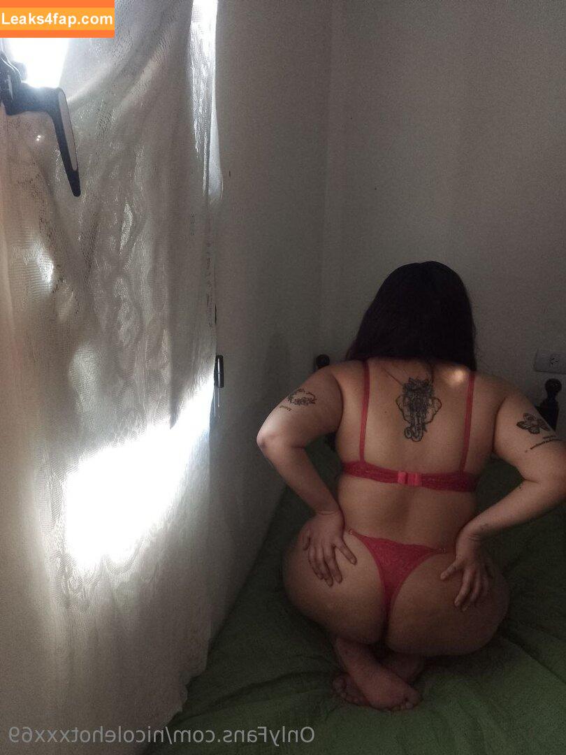 nicolehotxxx69 / nicolexxo69 leaked photo photo #0001