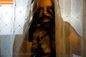 nicoleperrie фото #0014