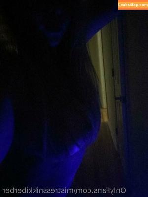 nicoleperrie фото #0023
