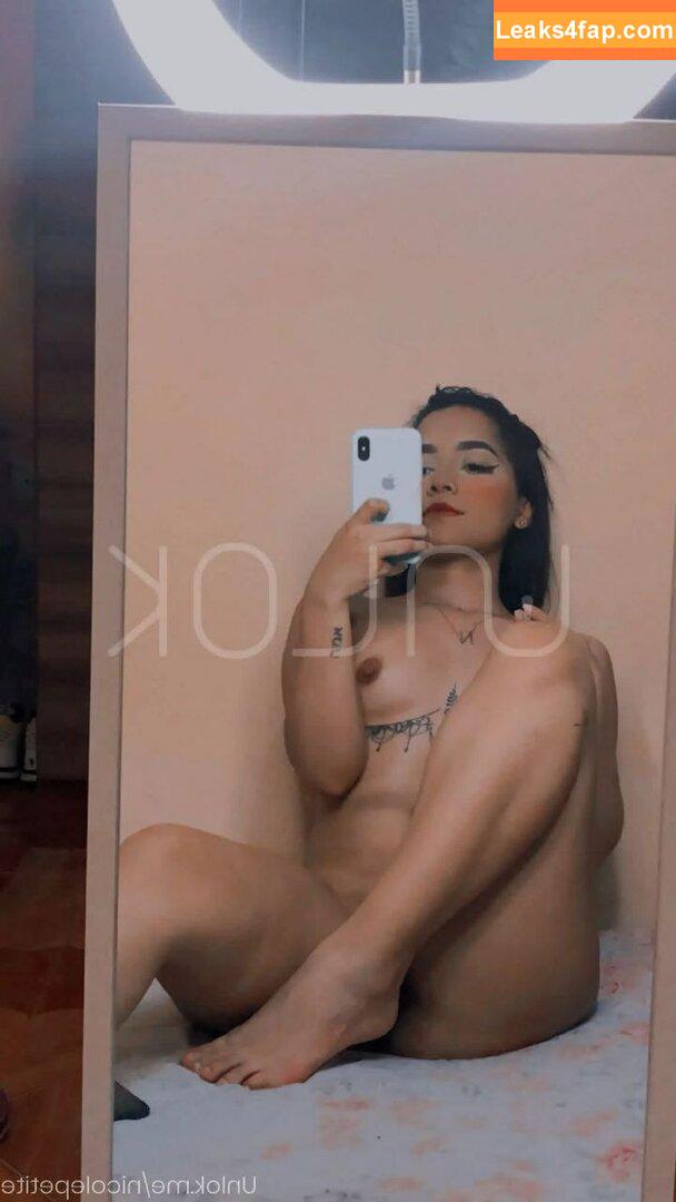 Nicolepetite / Nicole Contreras / nicolleecont.12 / petitesexynicole leaked photo photo #0006