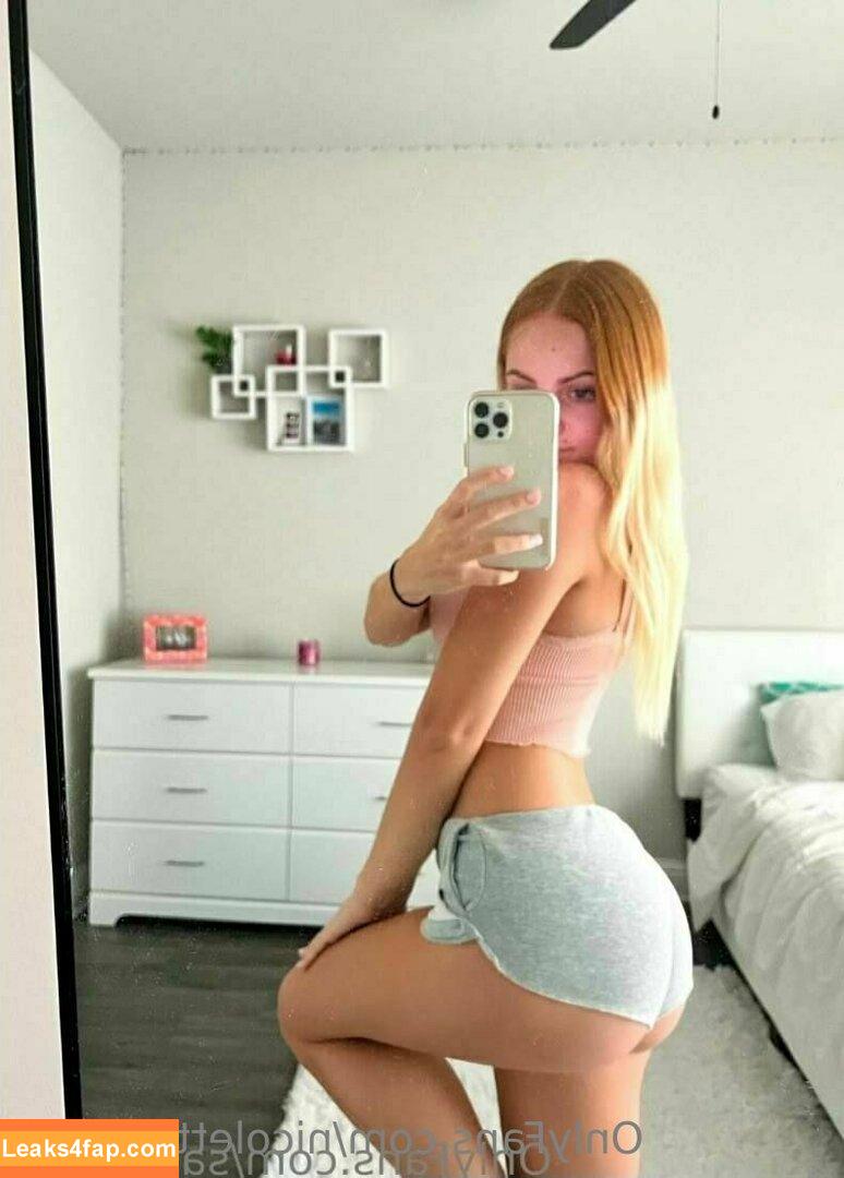 nicolette_gucci / queennicolette__ leaked photo photo #0322