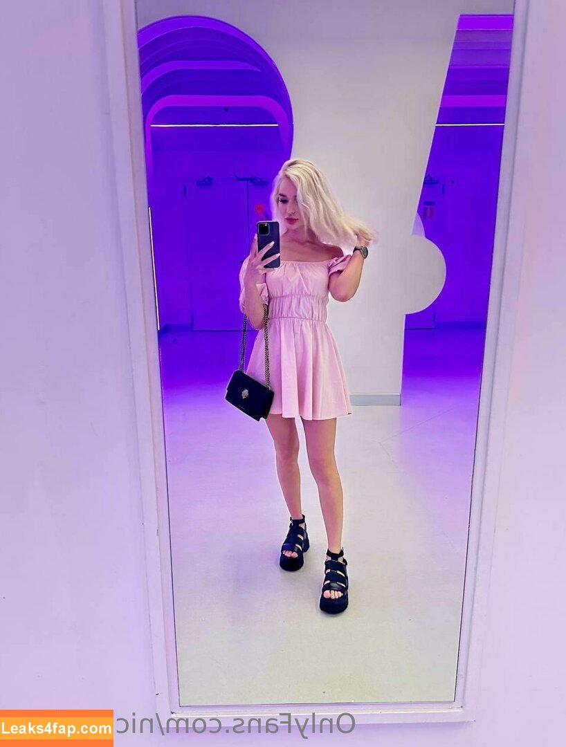 nicolettten / nicolettte.m leaked photo photo #0053