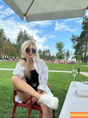nicolettten photo #0040