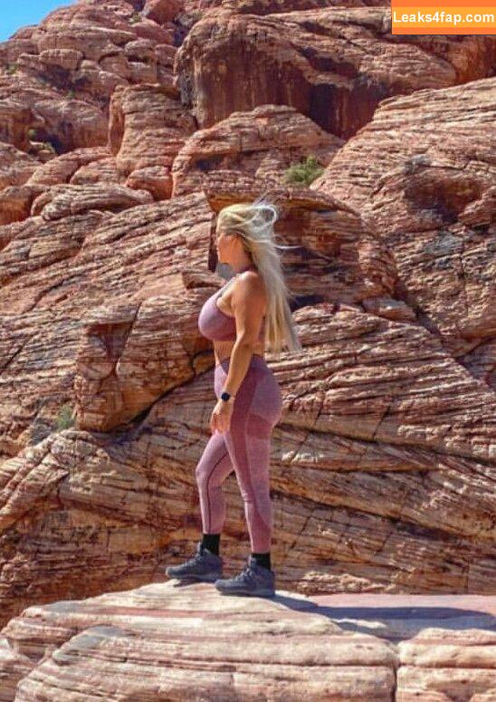 Nicolle A / nicollelove / nicolleoffgrid leaked photo photo #0131