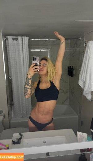 Nicolle Caliari photo #0005