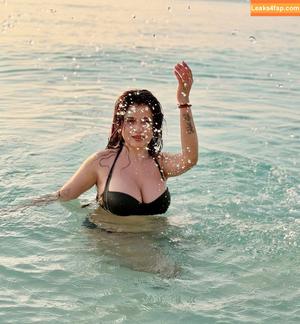 Nidhi Chaudhary фото #0047