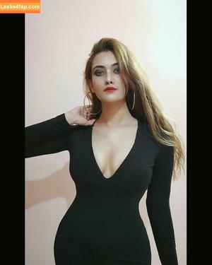 Nidhi Maheshwari photo #0001