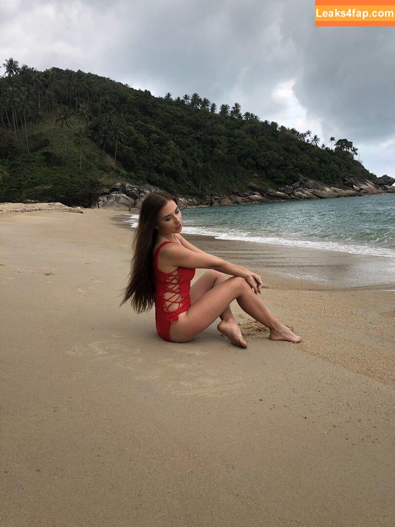 Niemira / _niemiraofficial_ слитое фото фото #0313