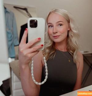 Nienke Helthuis photo #0055