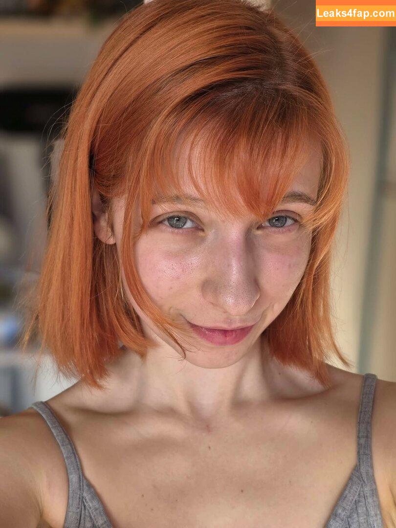 nieuczesana /  leaked photo photo #0019