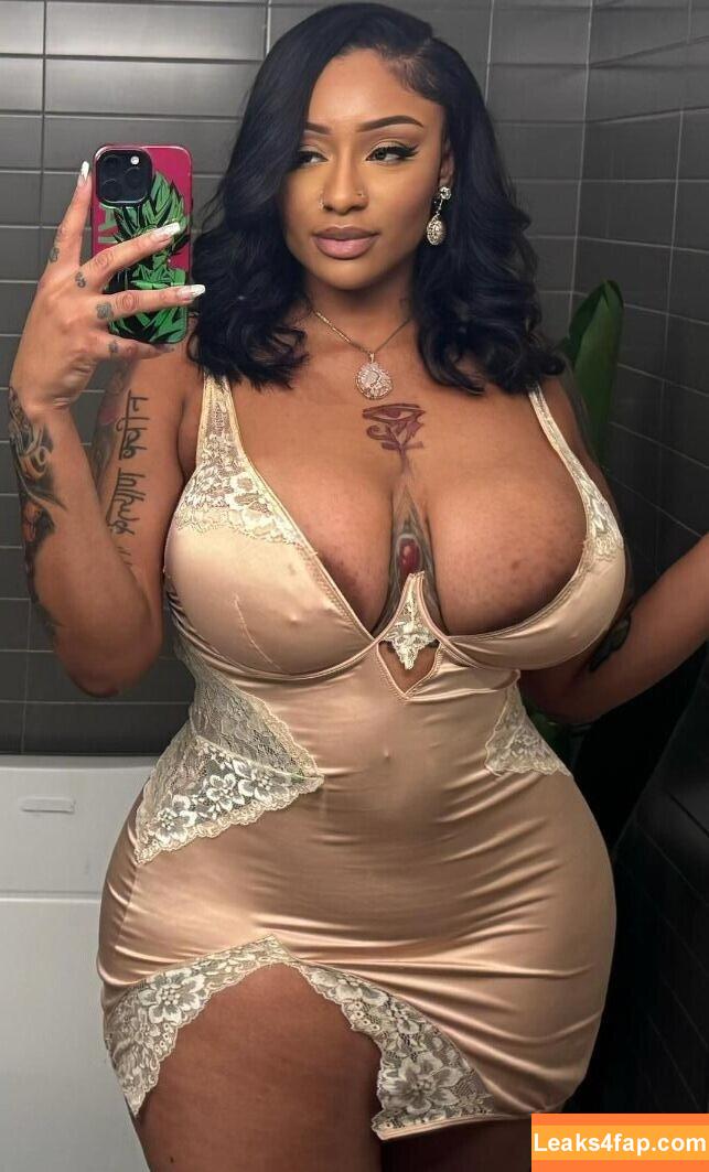 nigerianamazon / sophialillis leaked photo photo #0040
