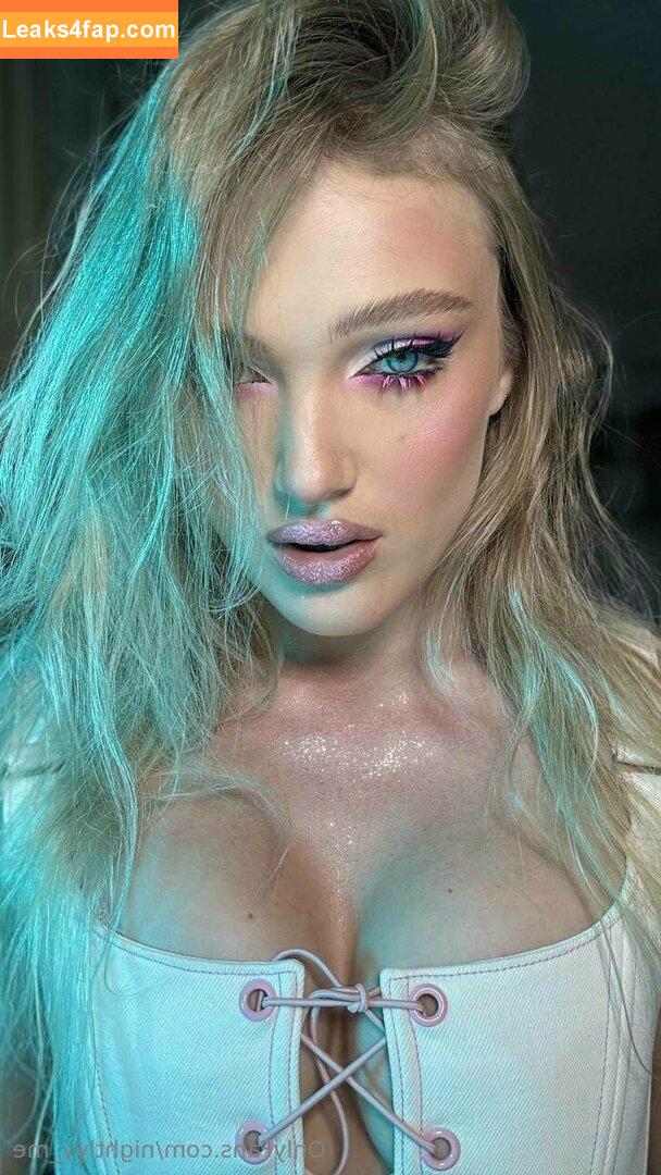 nightlyy_me /  leaked photo photo #0143