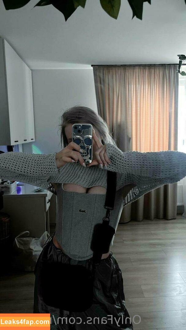 Nightlyy / elara_moonq / nightly leaked photo photo #0587