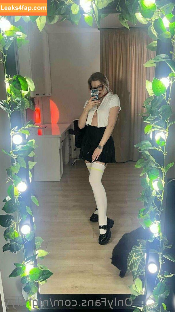 Nightlyy / elara_moonq / nightly leaked photo photo #0593