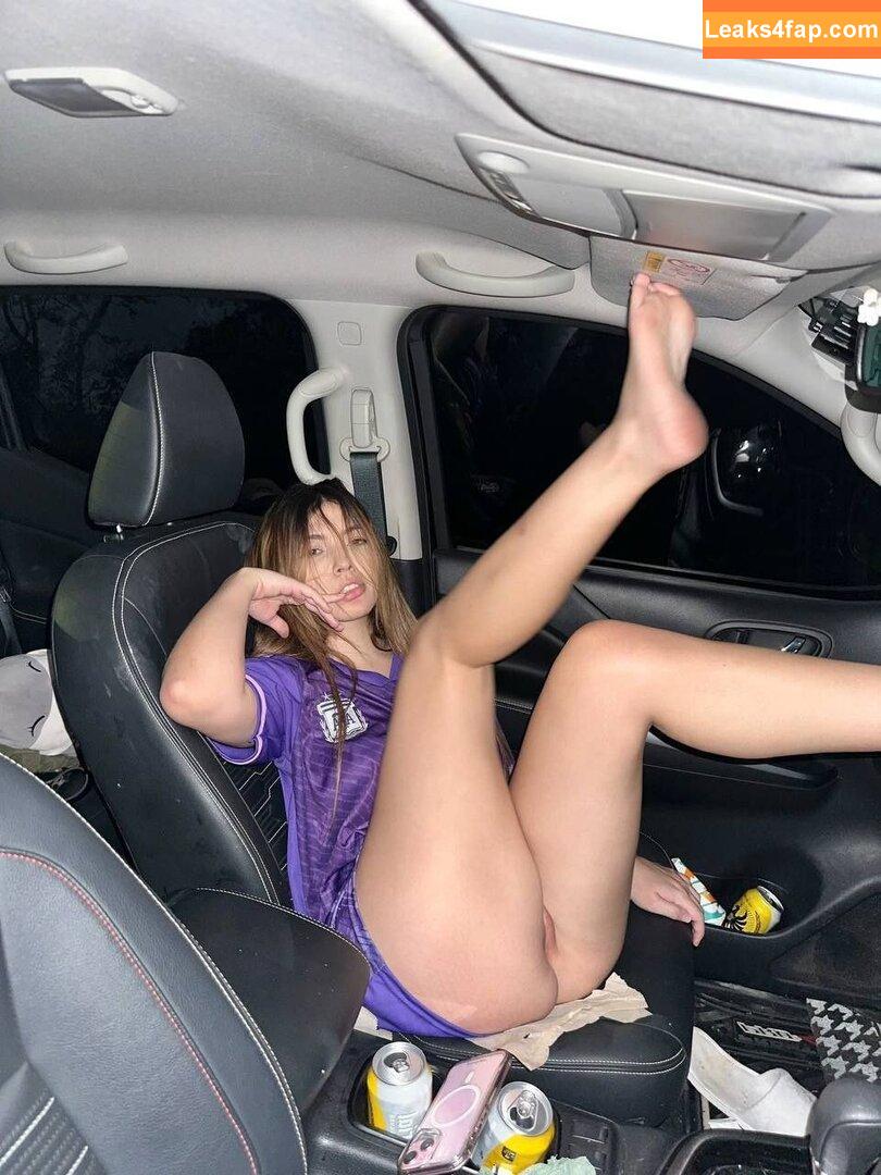 Nightmare_succubus / y.uwu / yorsuccubus leaked photo photo #0584