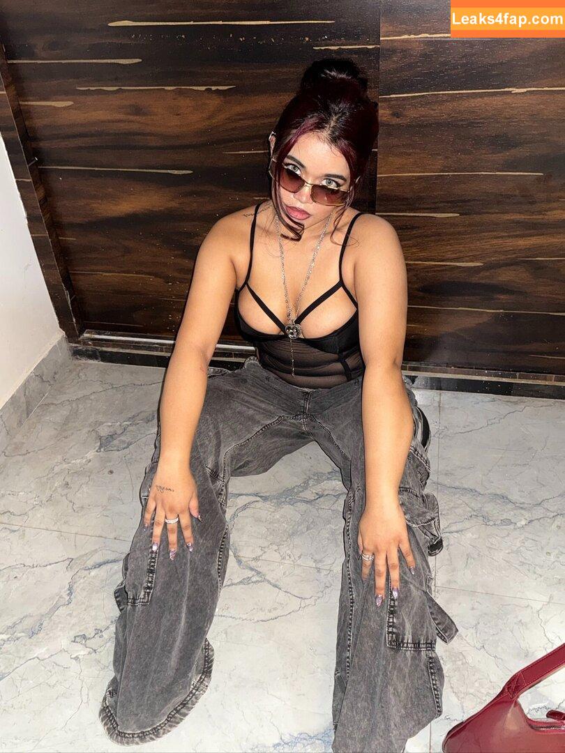 Niharika Jaiswal / niharikaa.aa / niharikaa.jaiswal leaked photo photo #0004
