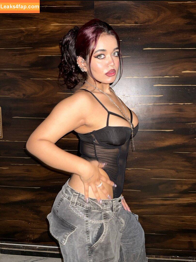 Niharika Jaiswal / niharikaa.aa / niharikaa.jaiswal leaked photo photo #0005