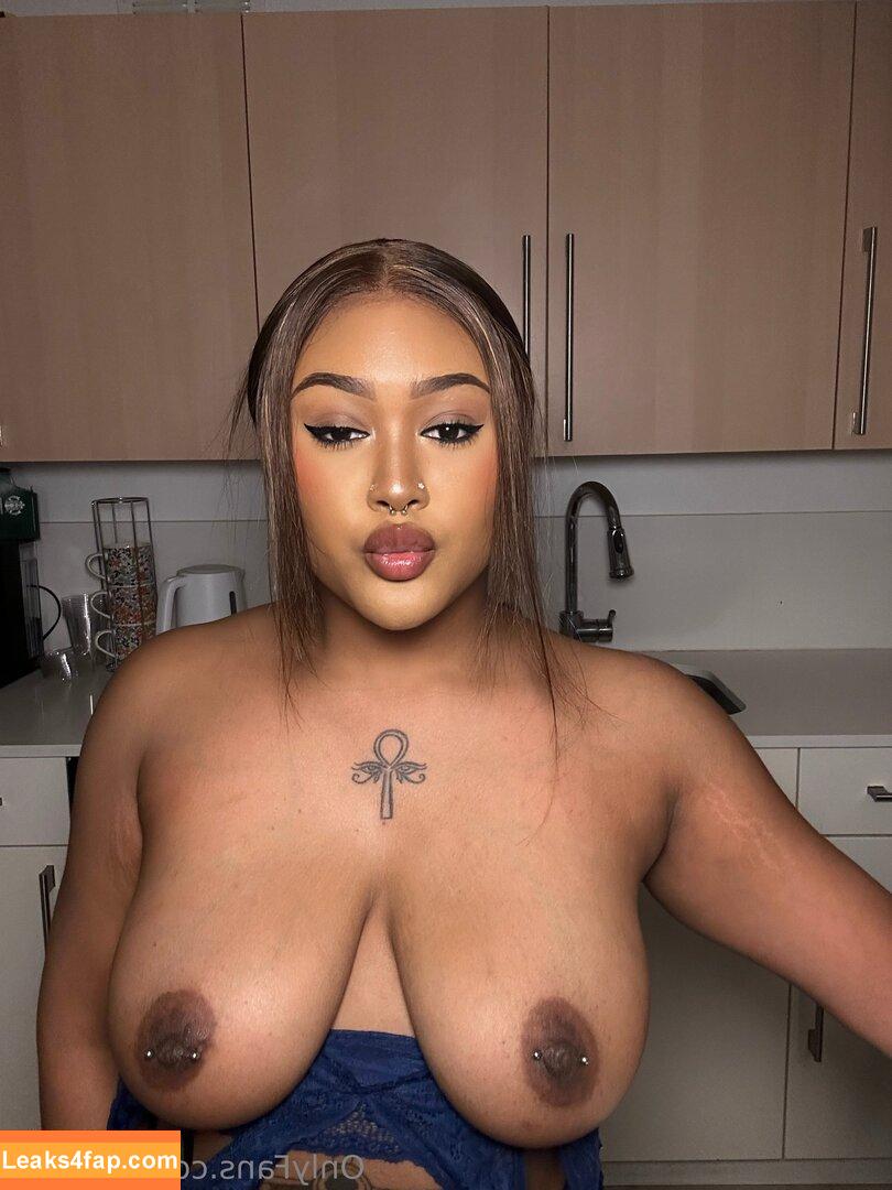 niiyaaly Onlyfans leaks