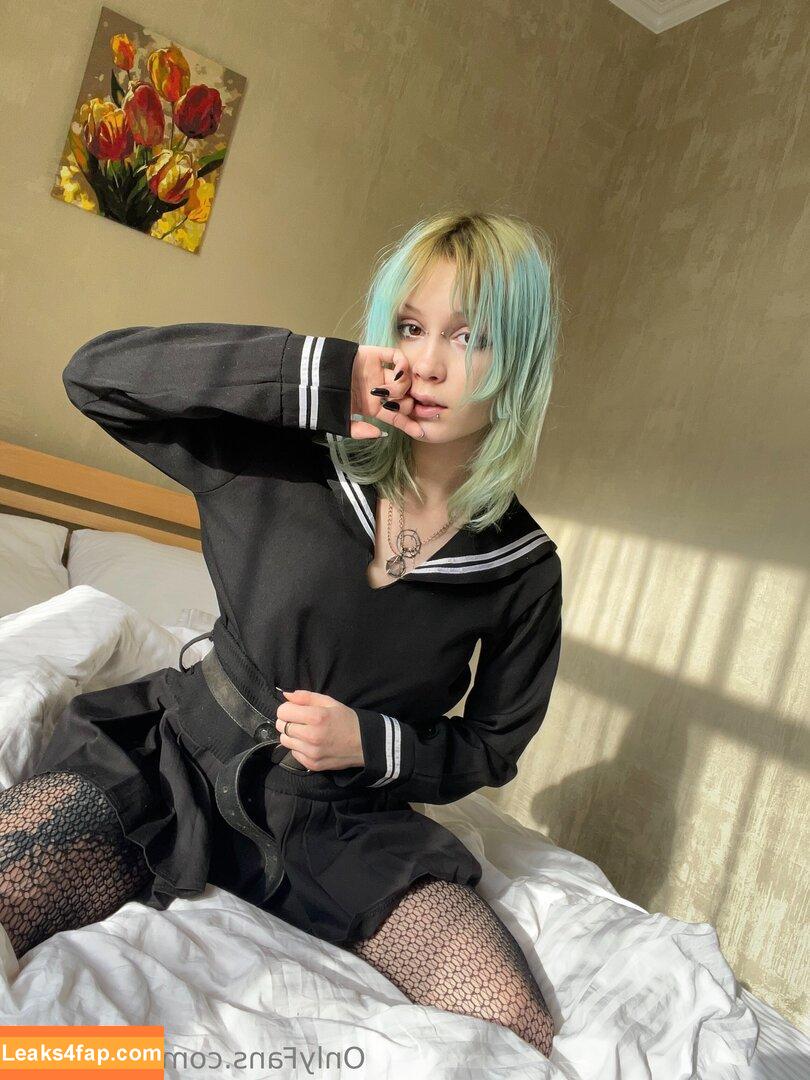 nika_alien /  leaked photo photo #0002