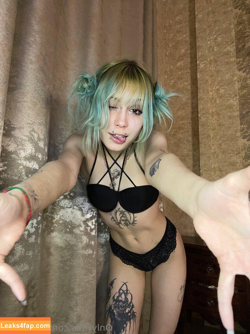 nika_alien /  leaked photo photo #0012
