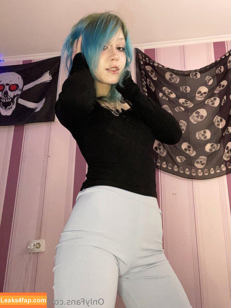 nika_alien /  leaked photo photo #0017