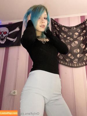nika_alien photo #0017