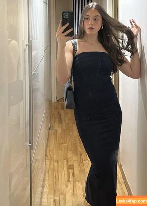 Nika Muhl фото #0004