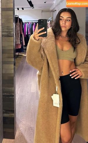 Nika Muhl фото #0007