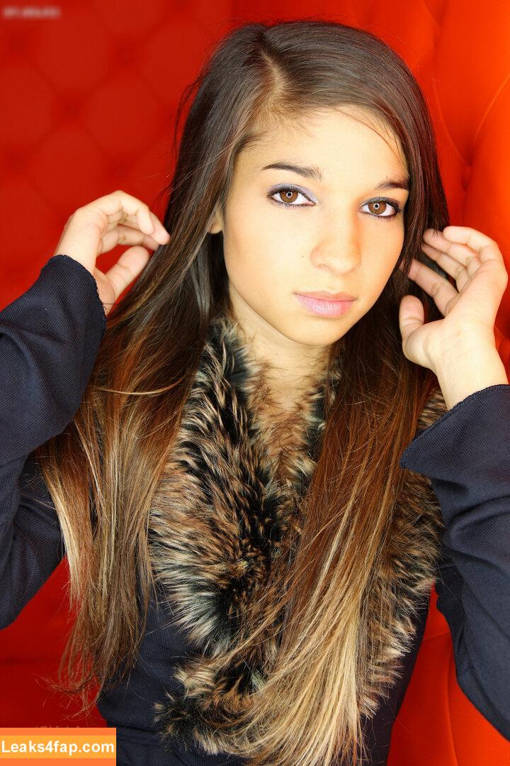 Nika Nikola / natalialobbo leaked photo photo #0062