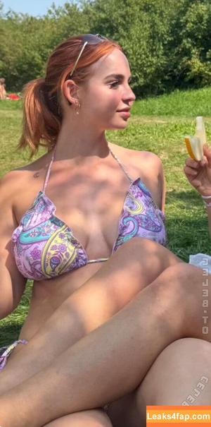 Nika Sofie photo #0123