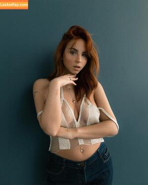 Nika Sophie photo #0212