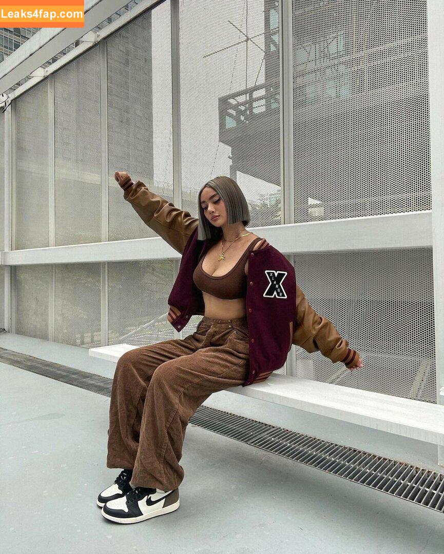 nikahigashionna /  leaked photo photo #0016