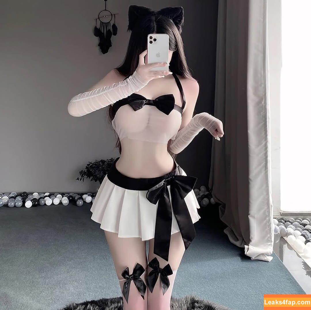 NikiMeow / nikimeow_ / nikimeowxo leaked photo photo #0026