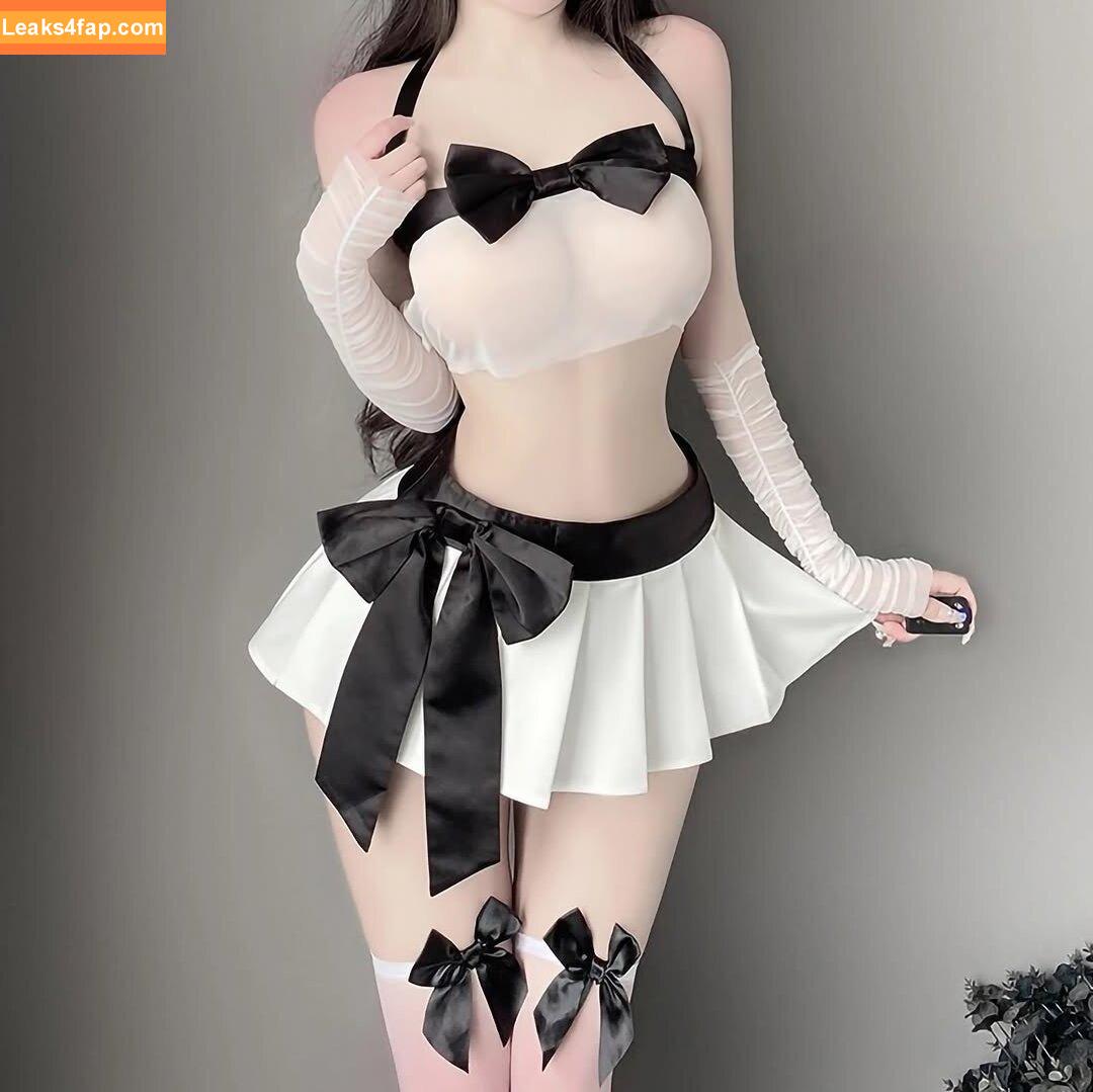 NikiMeow / nikimeow_ / nikimeowxo leaked photo photo #0036