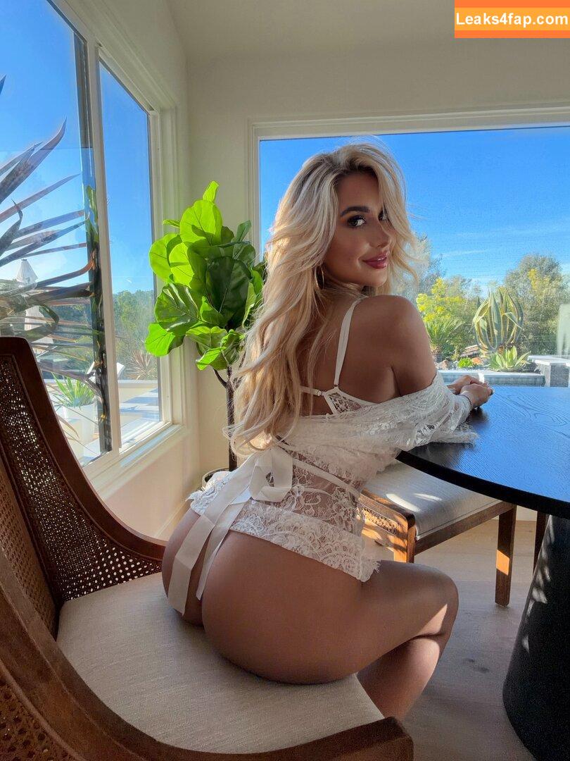 Nikita Sullivan / nikkisandiego leaked photo photo #0276