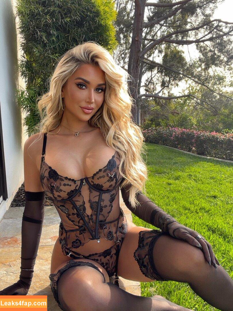 Nikita Sullivan / nikkisandiego leaked photo photo #0278