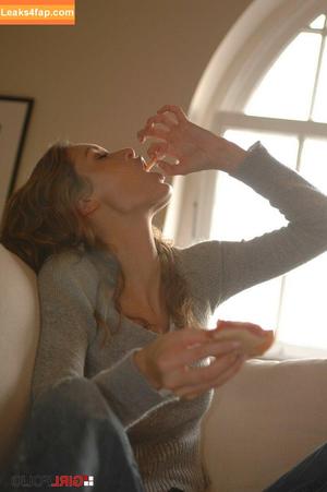 Nikkala Stott photo #0643