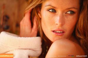 Nikkala Stott photo #0734