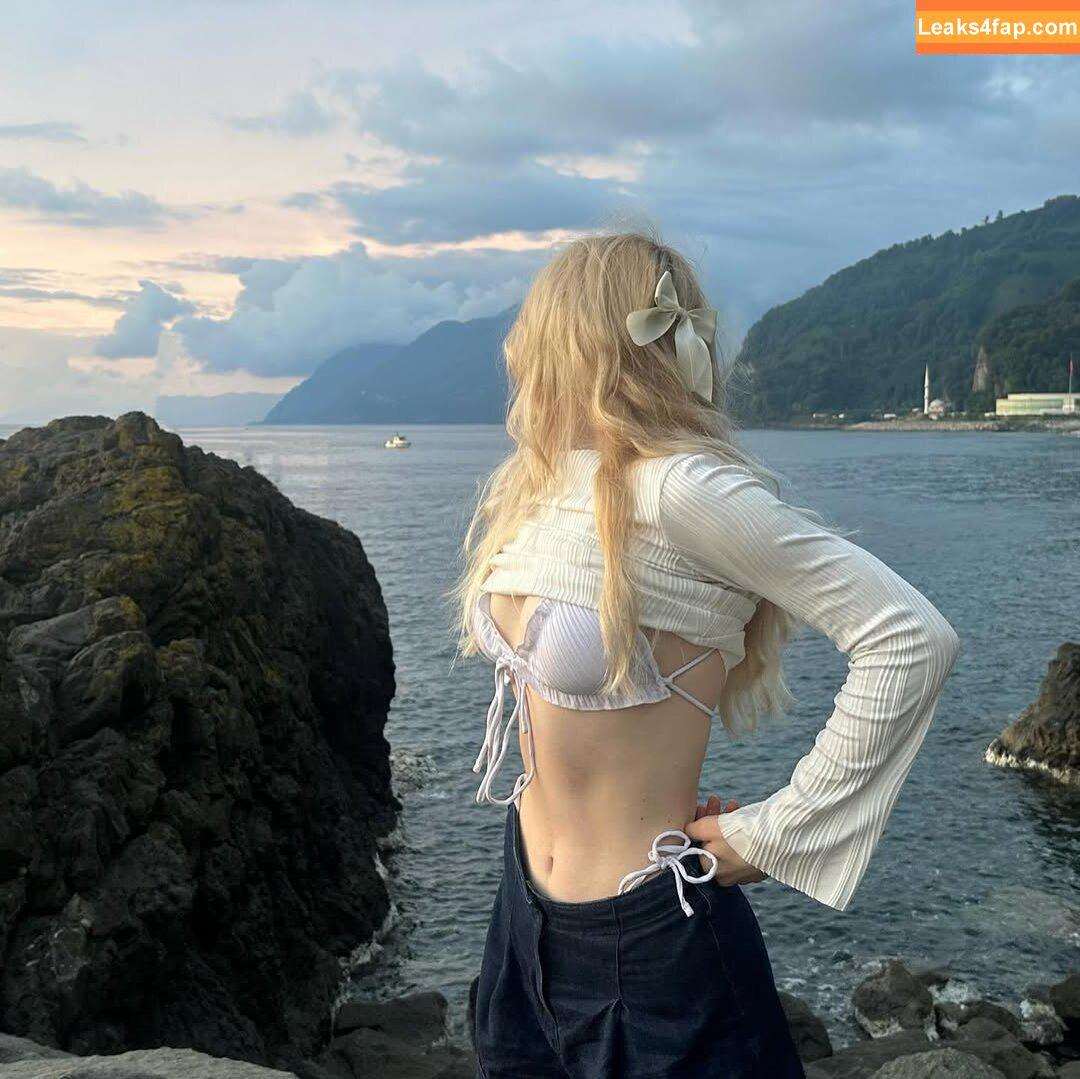 Nikki Beiar / nikkibearvip / nikkibeiar слитое фото фото #0140