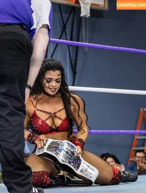 Nikki Blackheart photo #0018