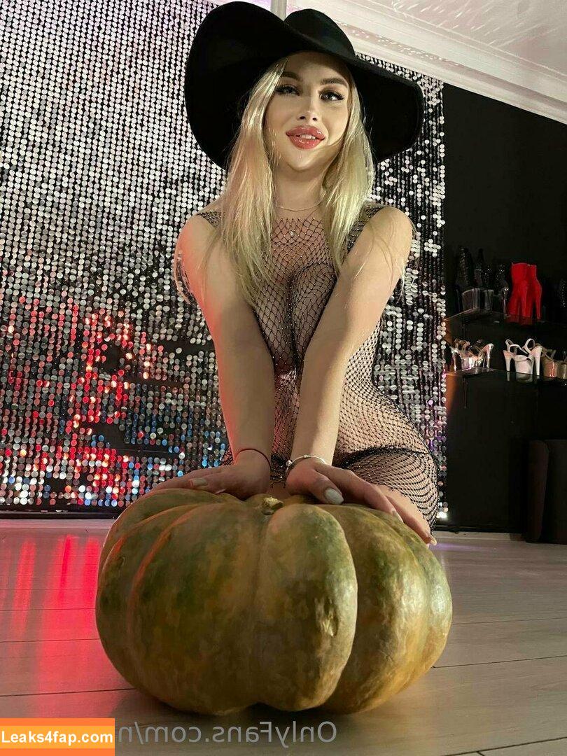nikki_cox / nikkicox0000 leaked photo photo #0038