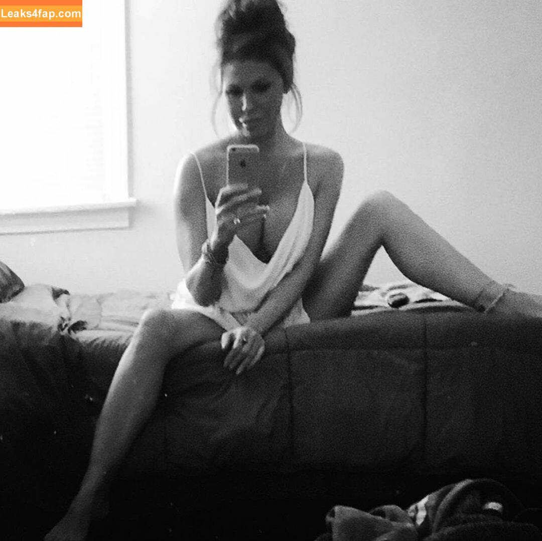nikki_cox / nikkicox0000 leaked photo photo #0060