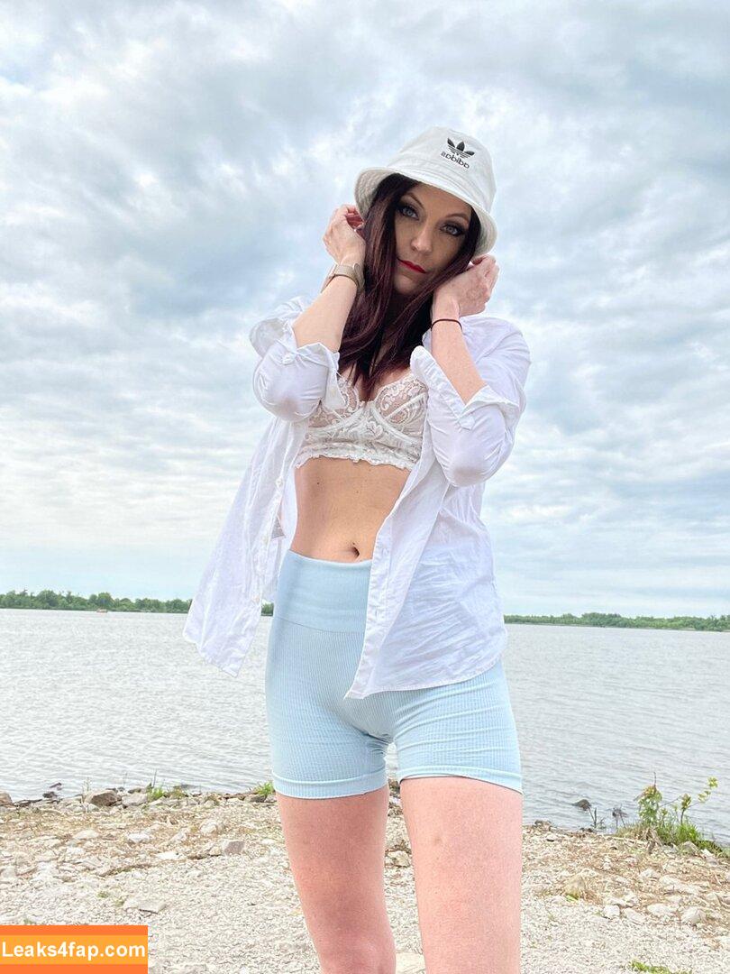 Nikki Diaz /  слитое фото фото #0003