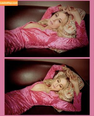 Nikki Glaser фото #0040