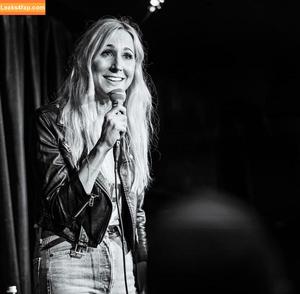Nikki Glaser photo #0093