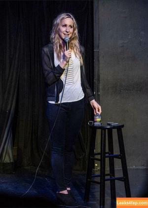 Nikki Glaser photo #0097