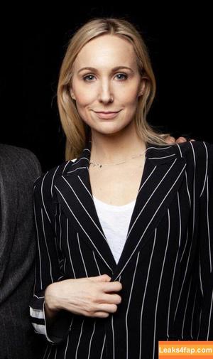 Nikki Glaser photo #0127